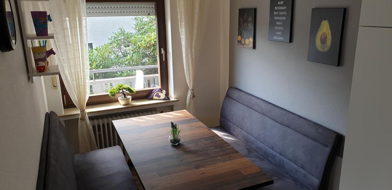 21111 Apartment